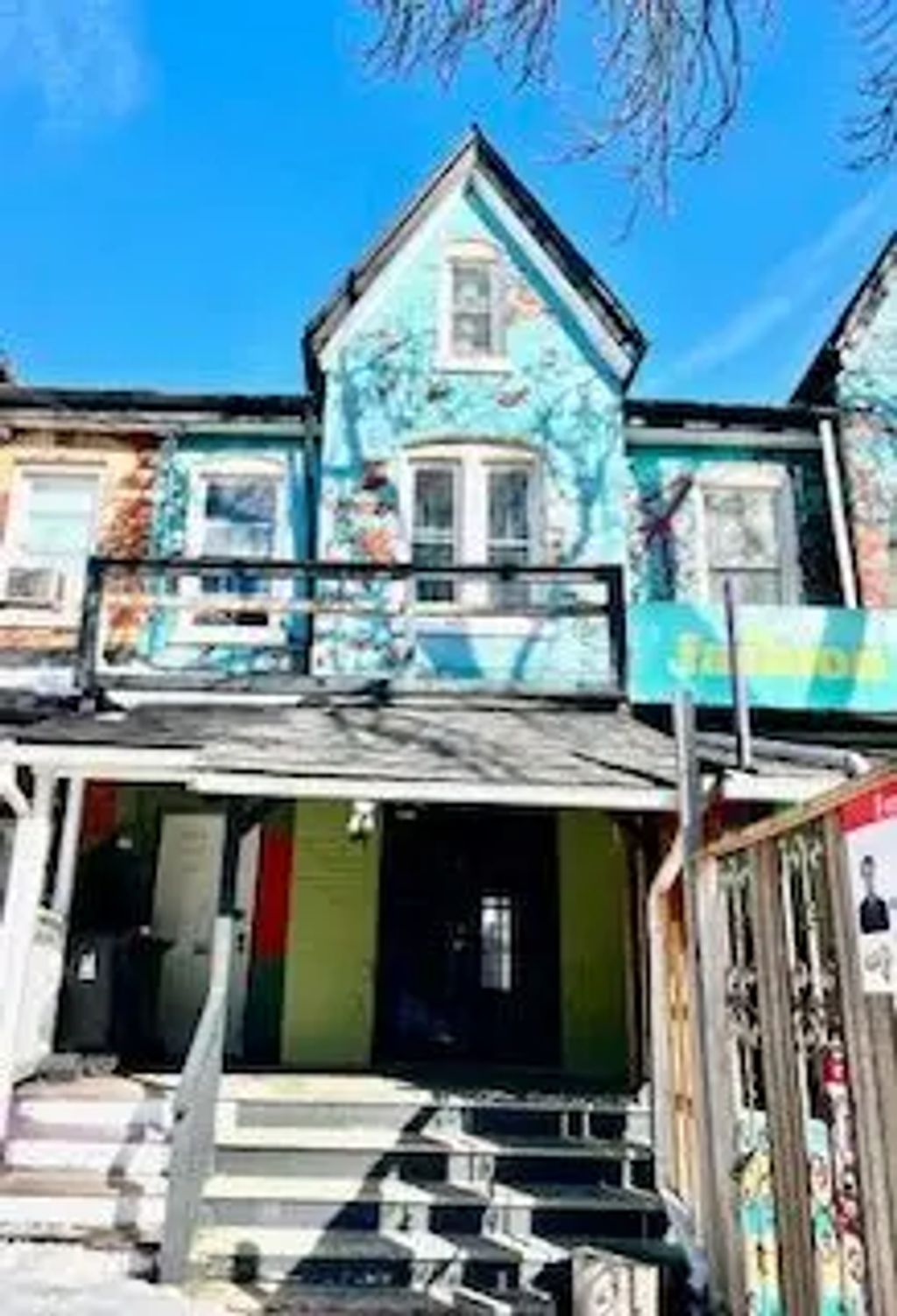 29 Kensington Avenue, Toronto C01