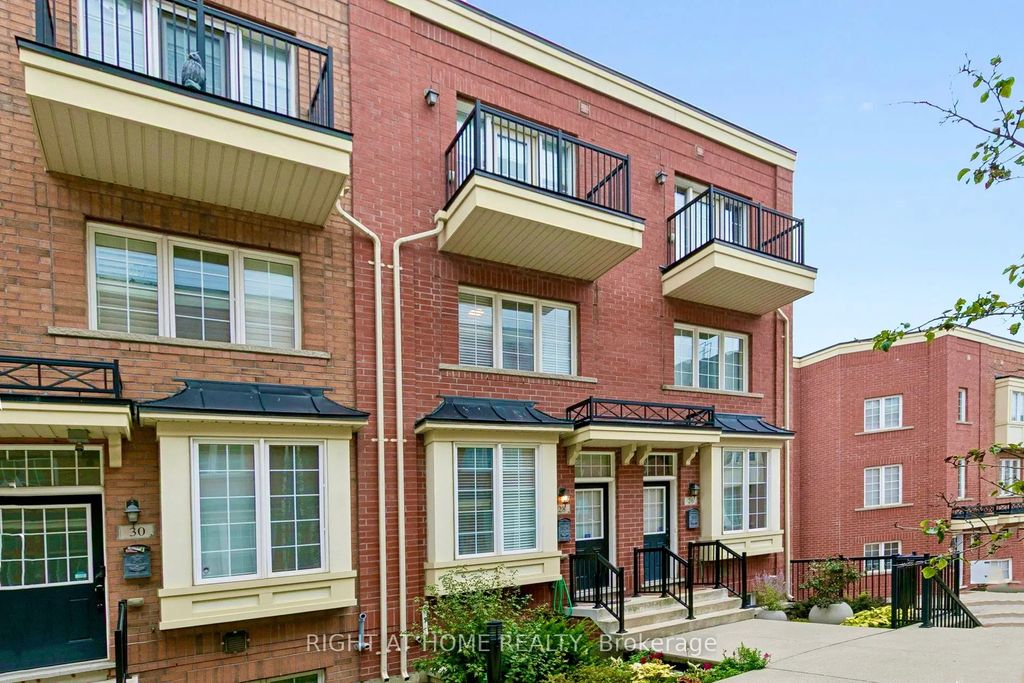28 Raffeix Lane, Toronto C08