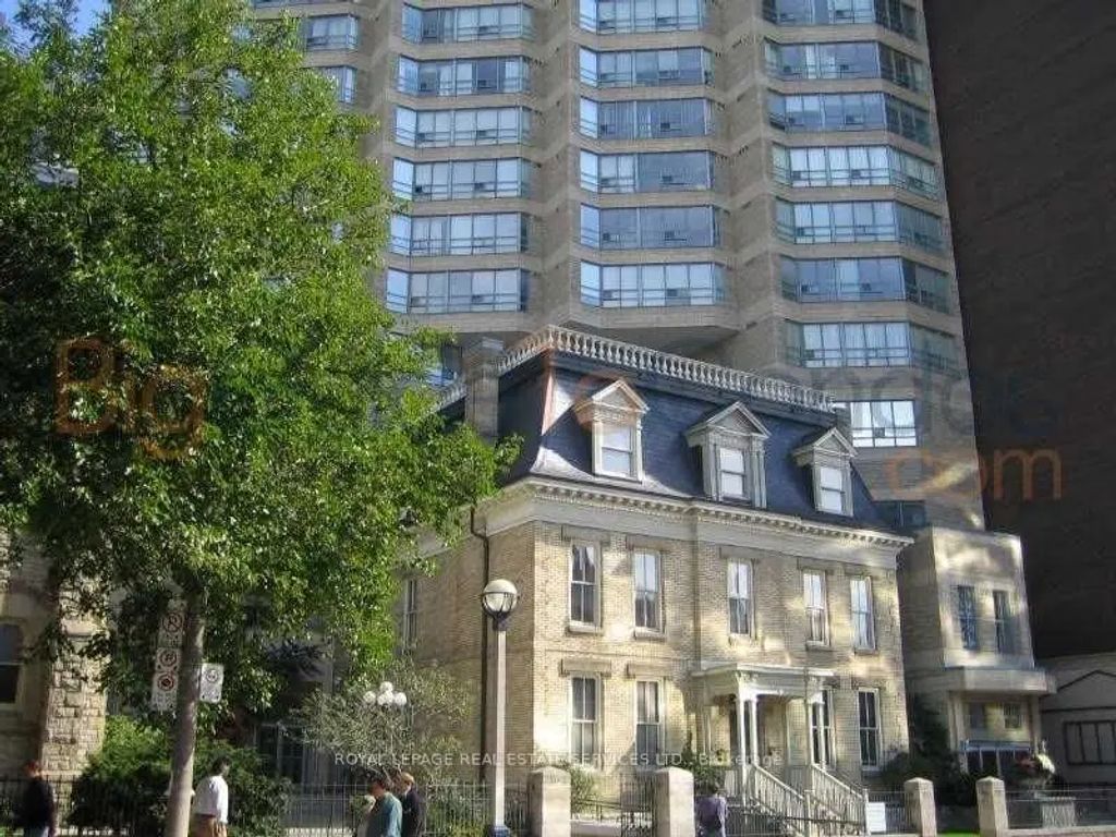 71 Simcoe Street 1503, Toronto C01