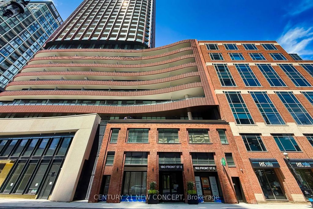 180 Front Street E 3810, Toronto C08