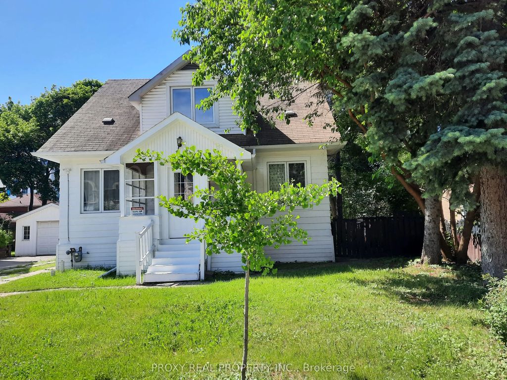 205 Maplehurst Avenue E, Toronto C14