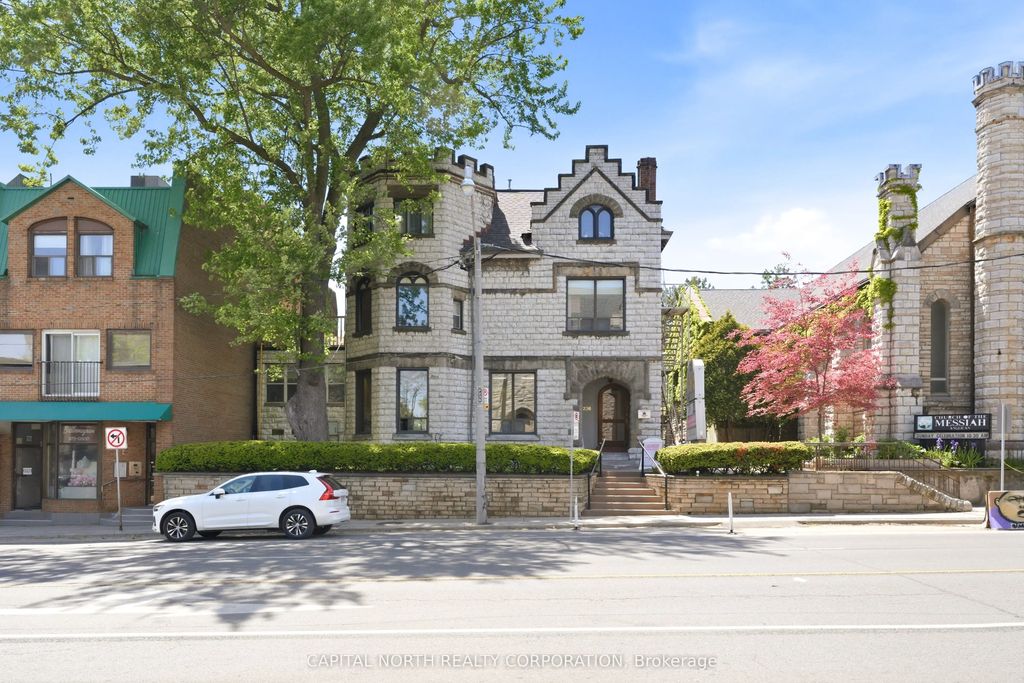 236 Avenue Road 2nd Floor, Toronto C02
