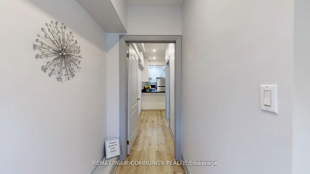 586 Parliament Street C, Toronto C08