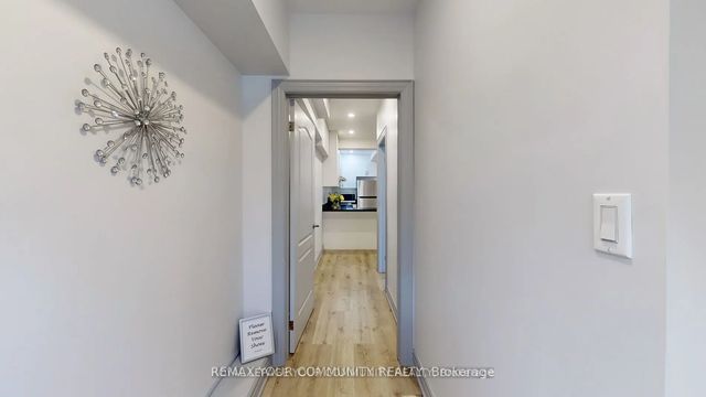 586 Parliament Street C, Toronto C08