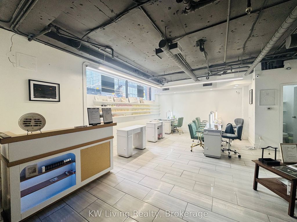 1300 Bay Street Ll2 & Ll3, Toronto C02