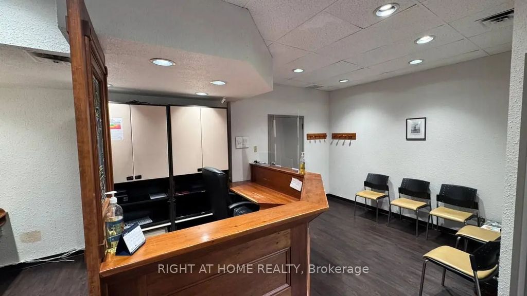 1333 Sheppard Avenue E 225, Toronto C15