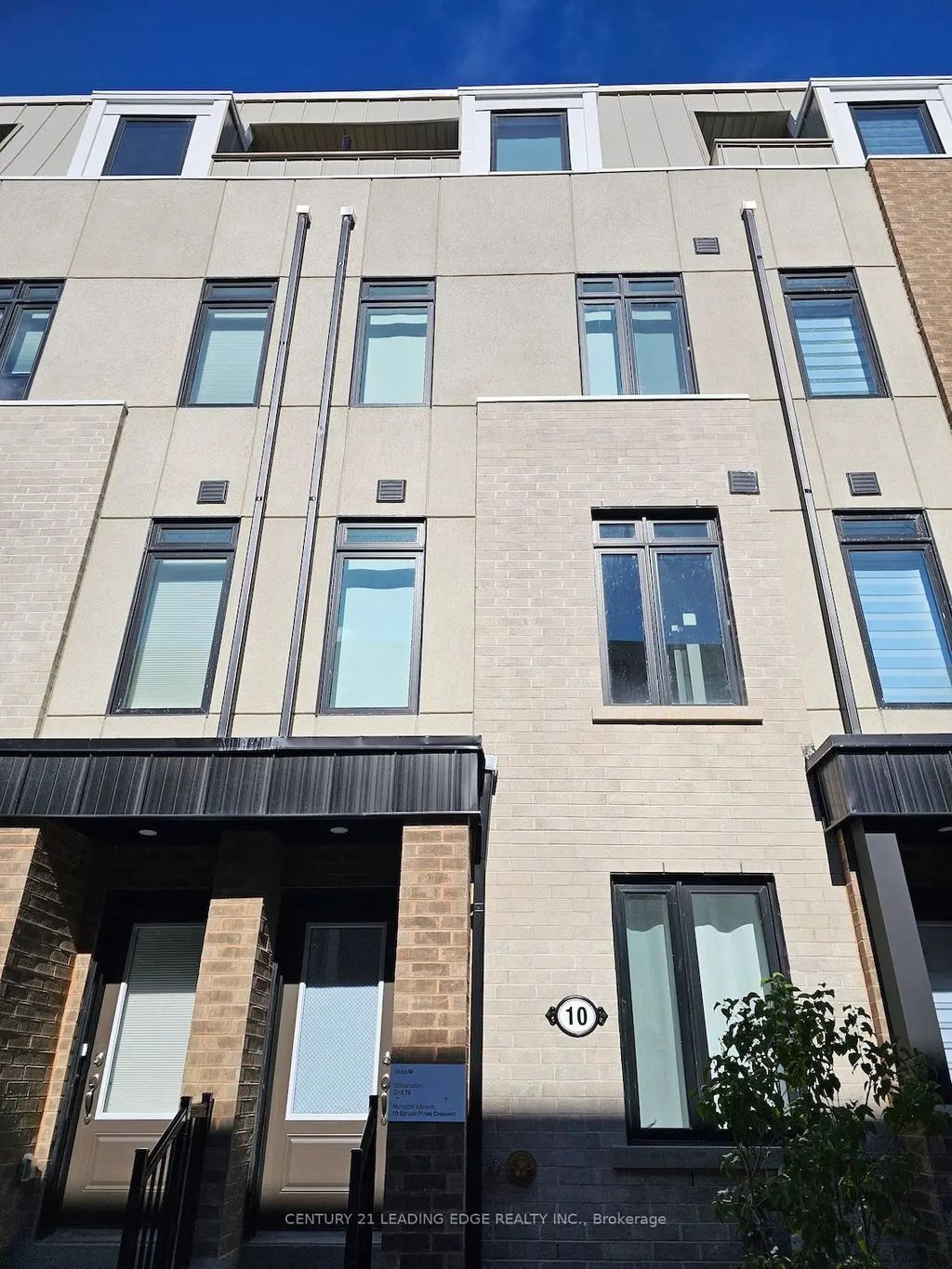 10 Spruce Pines Crescent Room 1, Toronto C13