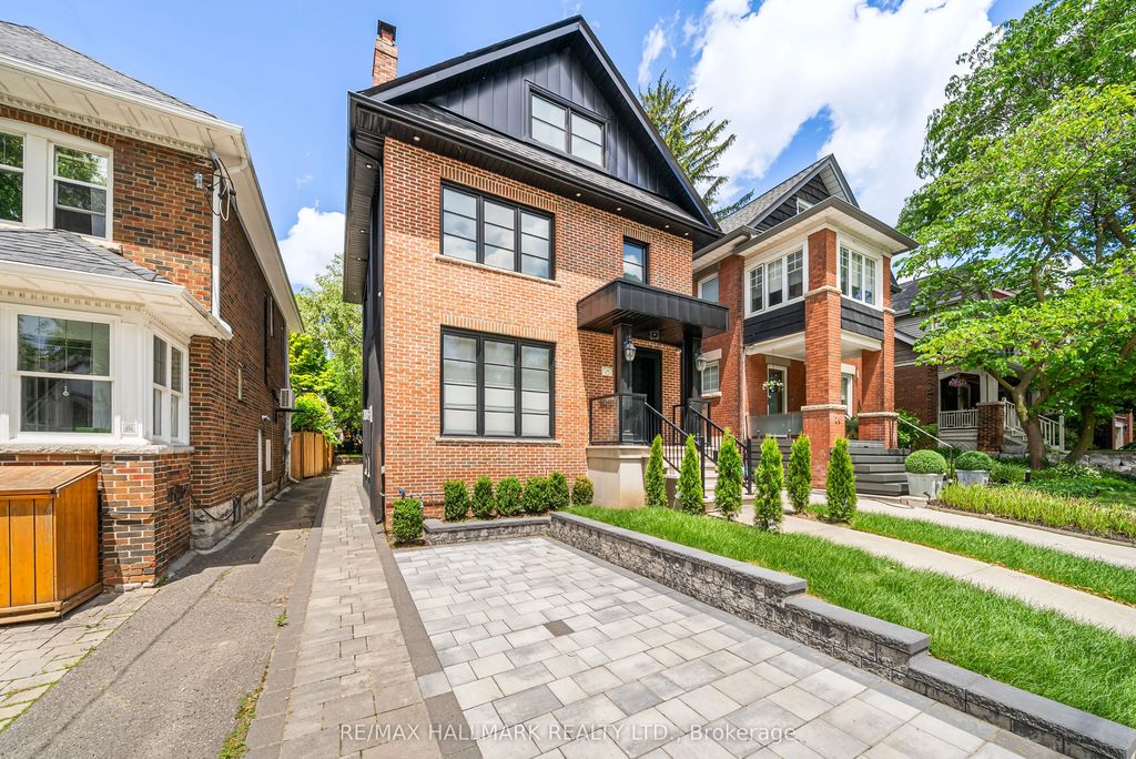 26 Carey Road, Toronto C10