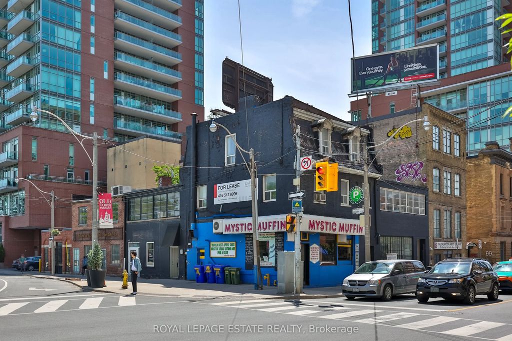 113 Jarvis Street, Toronto C08