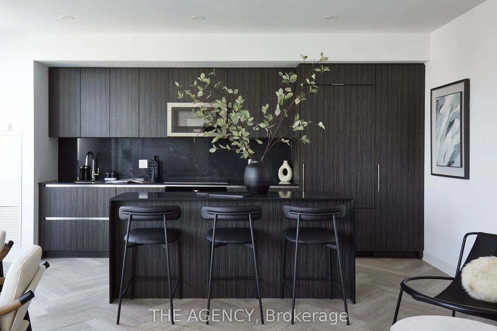327 King Street W Ph03, Toronto C01
