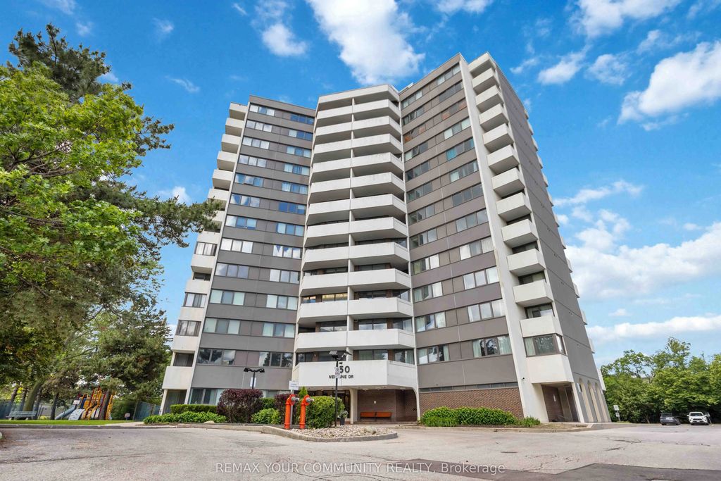 150 Neptune Drive 801, Toronto C04