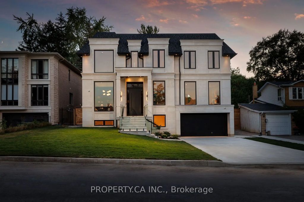 10 Grangemill Crescent, Toronto C13