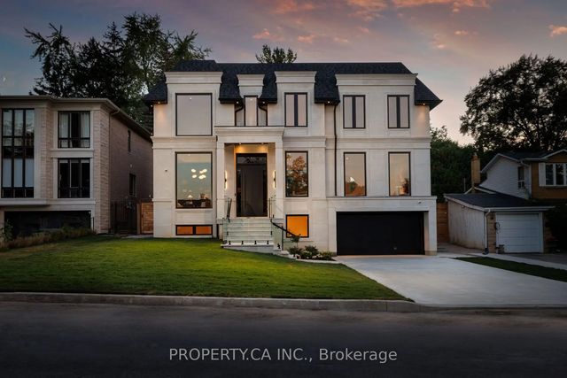 10 Grangemill Crescent, Toronto C13