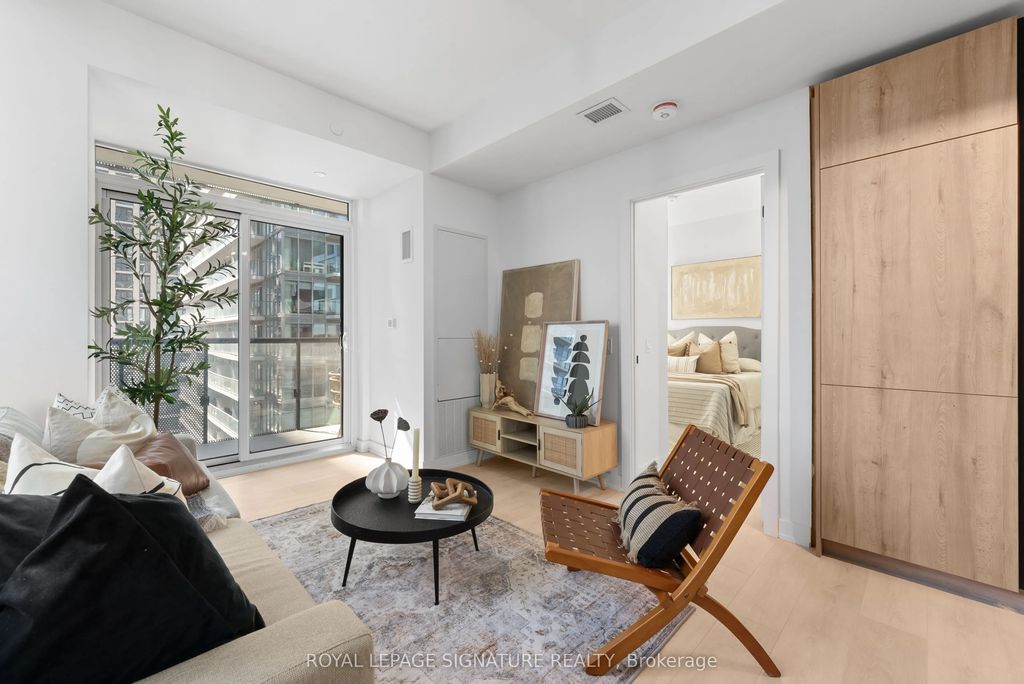 117 Broadway Avenue 3102, Toronto C10