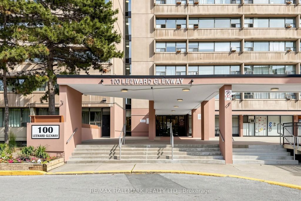 100 Leeward Glenway 701, Toronto C11