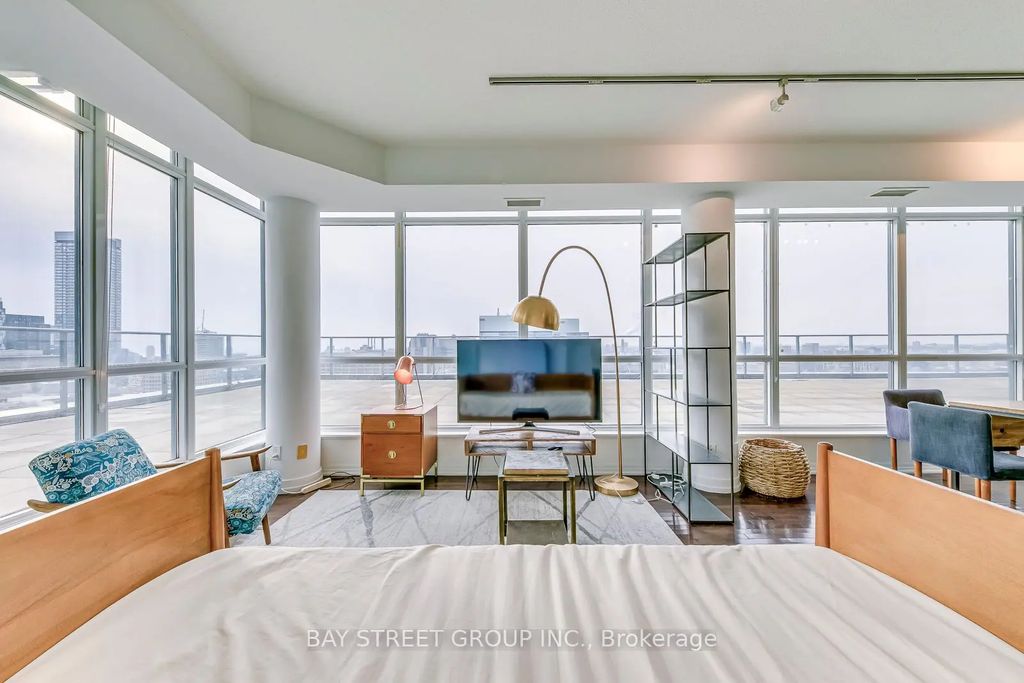 770 Bay Street Ph608, Toronto C01
