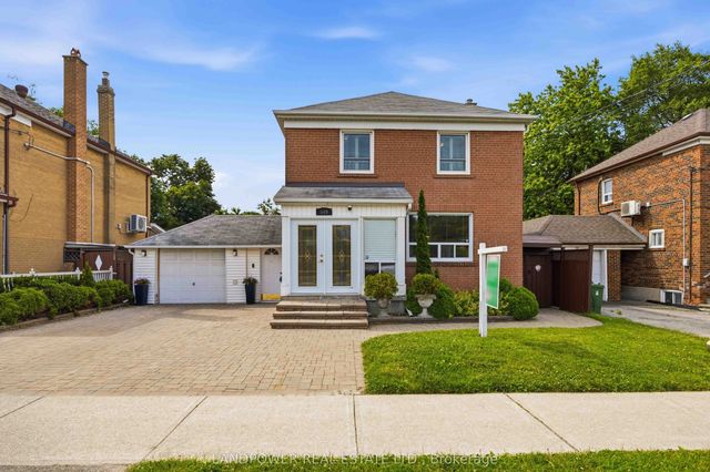 549 Lawrence Avenue W, Toronto C04