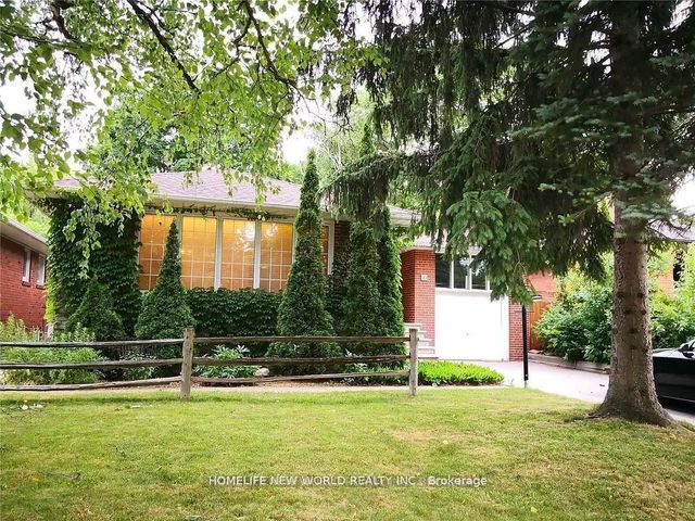 10 Millgate Crescent, Toronto C15