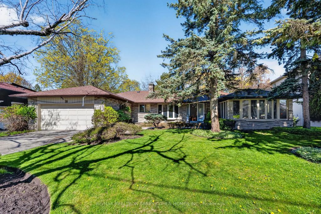 18 Brian Cliff Drive, Toronto C13