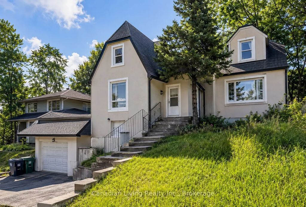 143 Steeles Avenue E Main, Toronto C14
