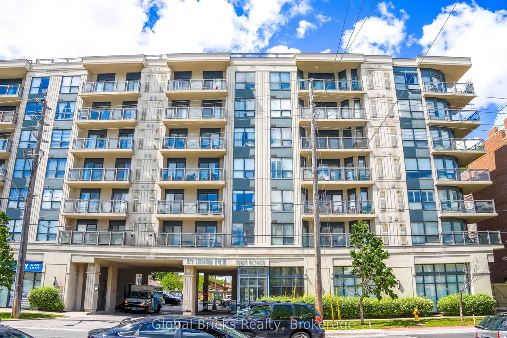 872 Sheppard Avenue W 308, Toronto C06