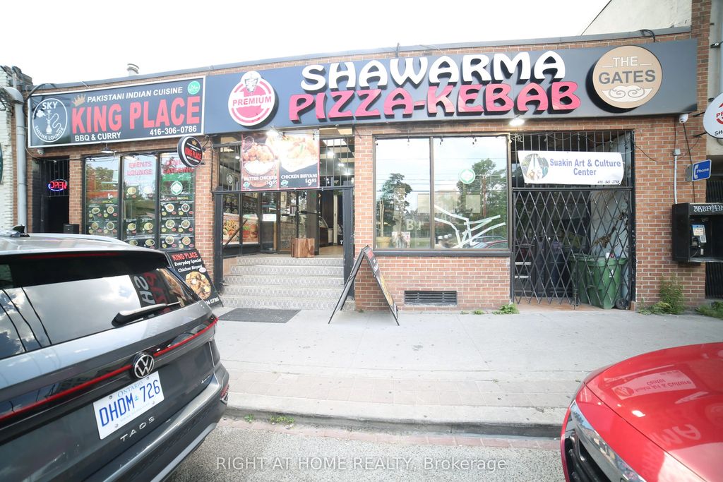 240 Parliament Street, Toronto C08