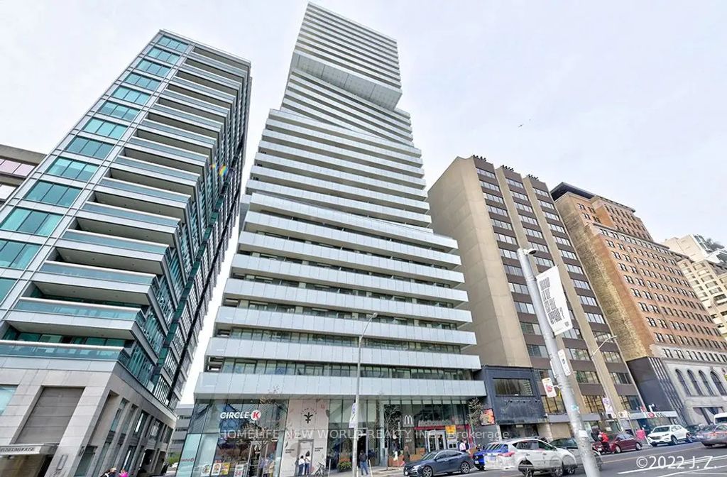200 Bloor Street W 1601, Toronto C02