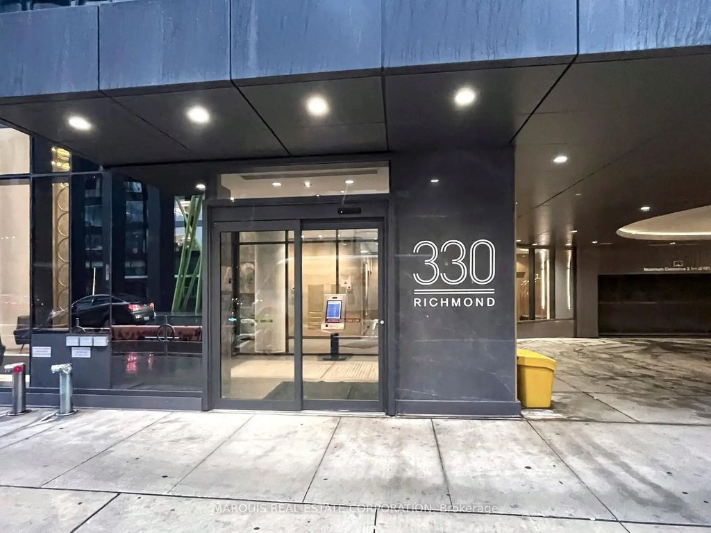 330 Richmond Street W Parking, Toronto C01