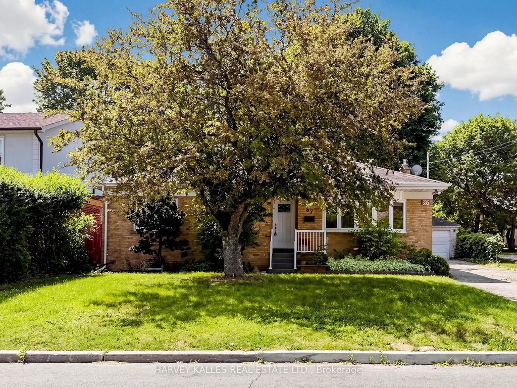 87 Combe Avenue, Toronto C06