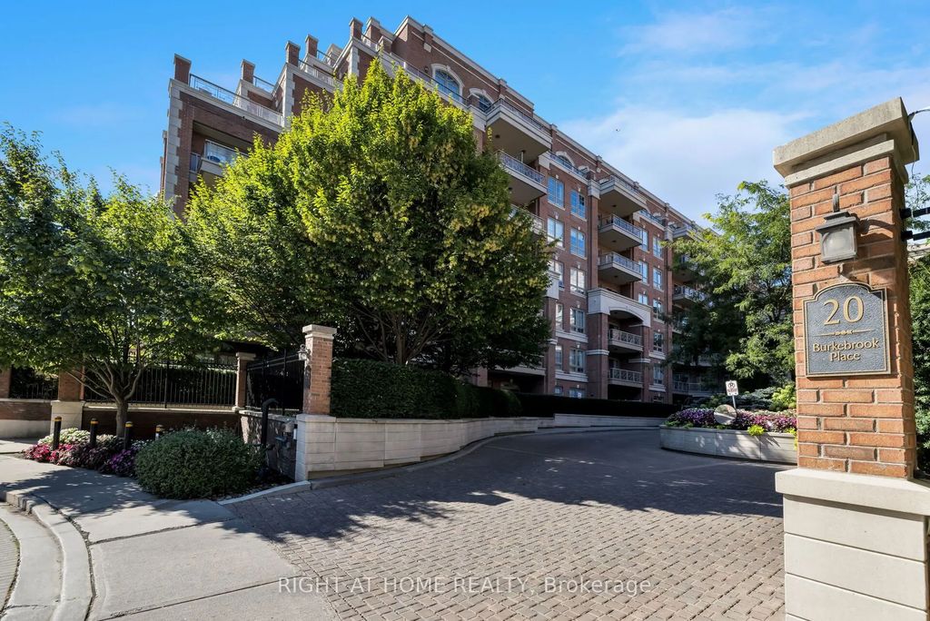 20 Burkebrook Place 306, Toronto C12