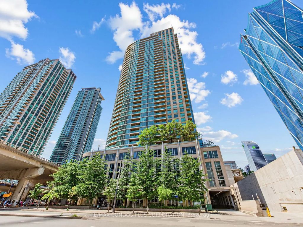 18 Yonge Street 1012, Toronto C01