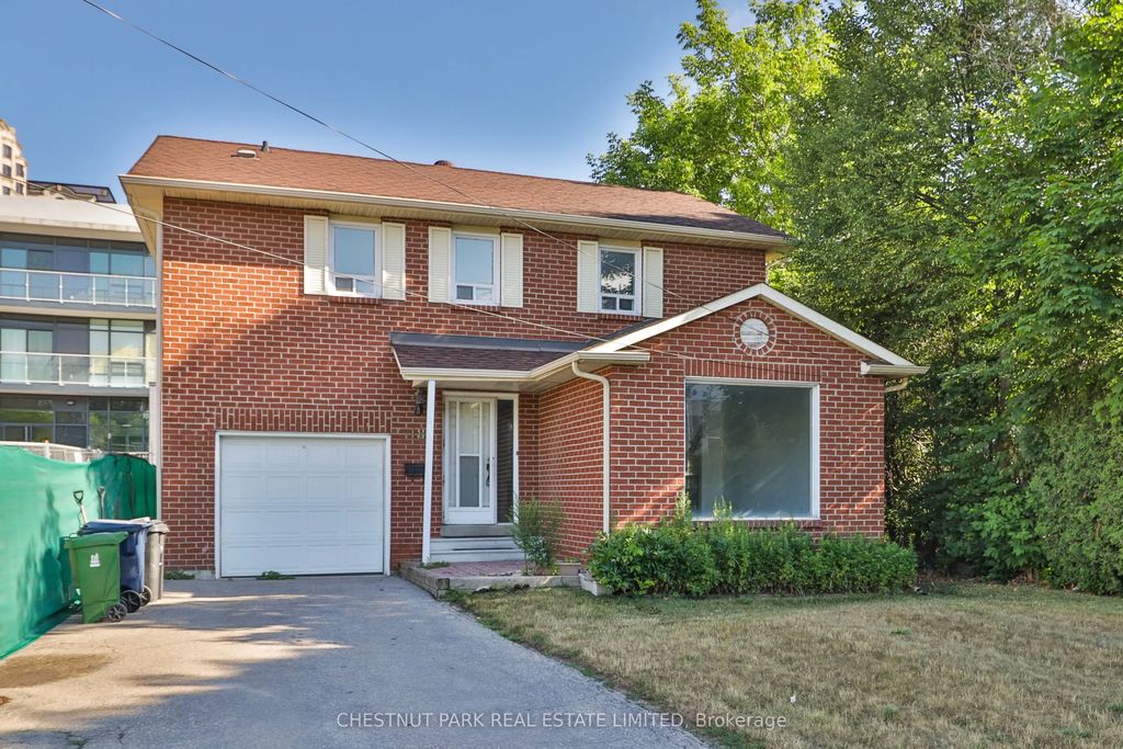 18 Dervock Crescent, Toronto C15