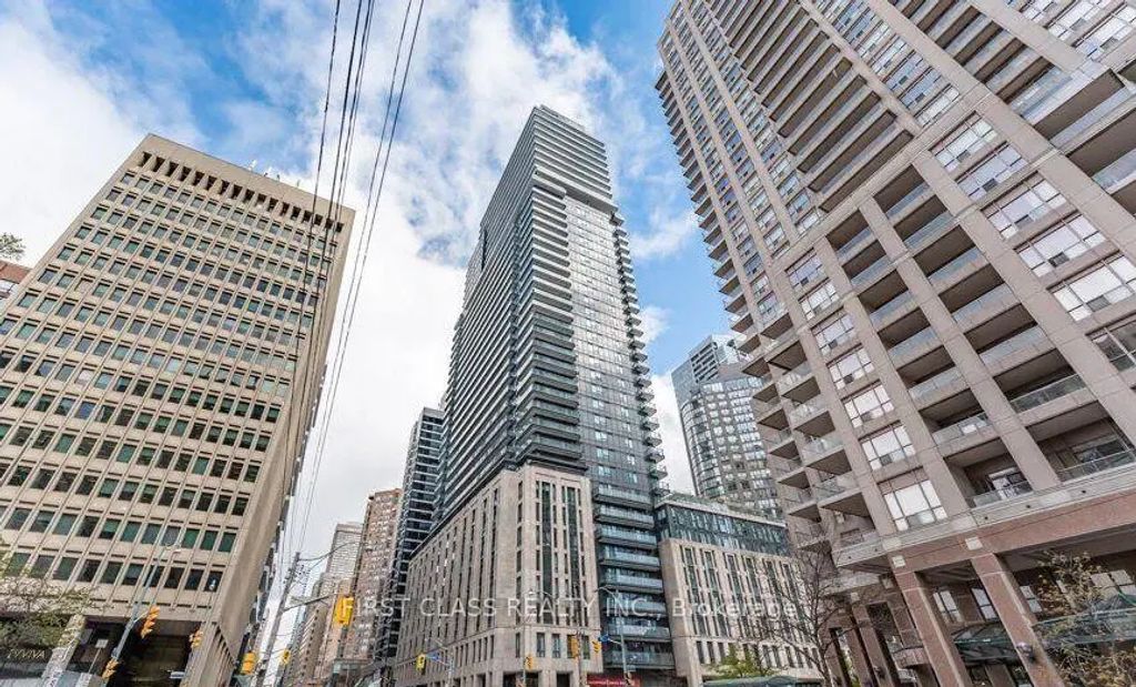 955 Bay Street 3208, Toronto C01