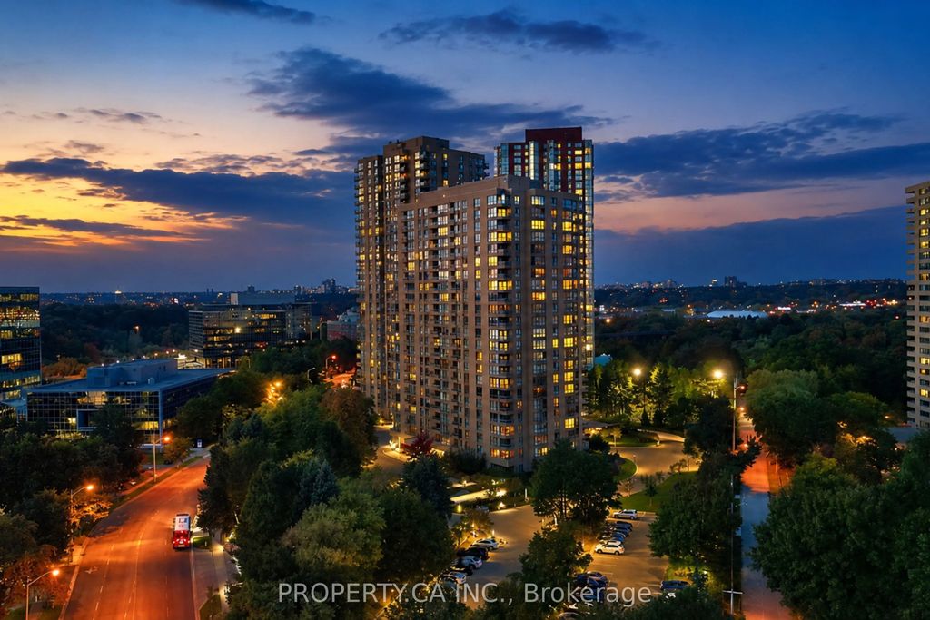 1 Concorde Place 1202, Toronto C13