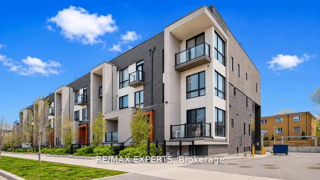 8 Marquette Avenue 7, Toronto C04