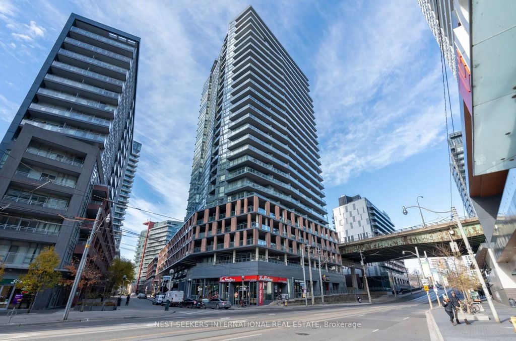 20 Bruyeres Mews 705, Toronto C01