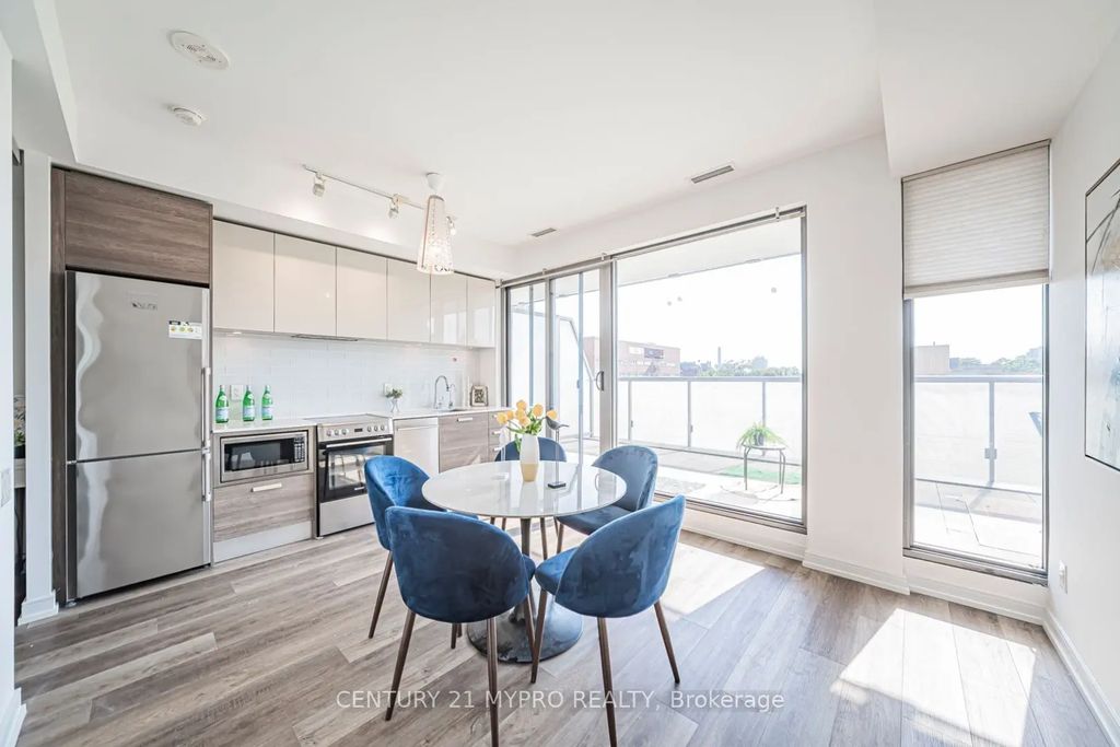 57 St. Joseph Street 417, Toronto C01