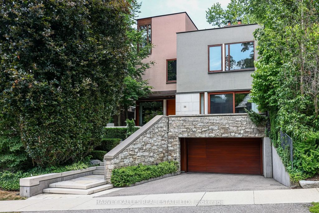 36 Millbank Avenue, Toronto C03