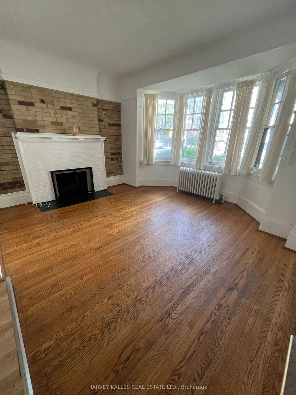 440 Avenue Road 2, Toronto C02
