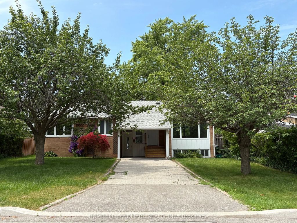 73 Berkinshaw Crescent, Toronto C13