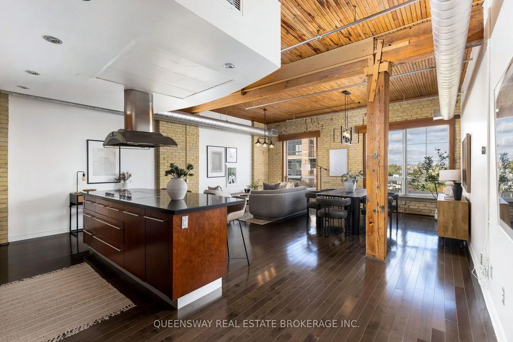 781 King Street W 602, Toronto C01