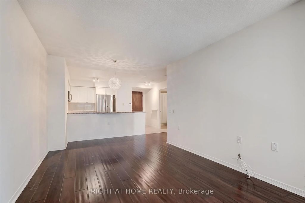 388 Bloor Street E 507, Toronto C09