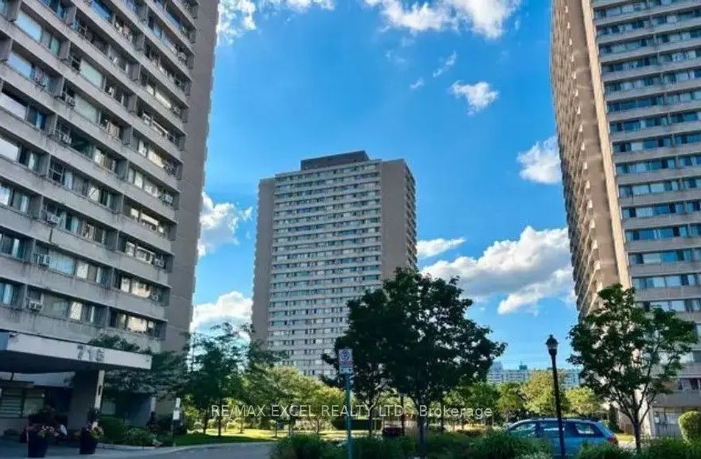 715 Don Mills Road 604, Toronto C11