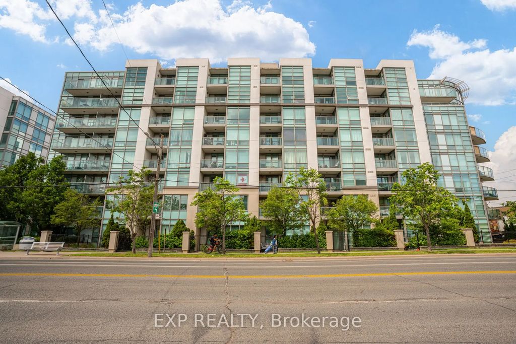 3840 Bathurst Street 506, Toronto C06