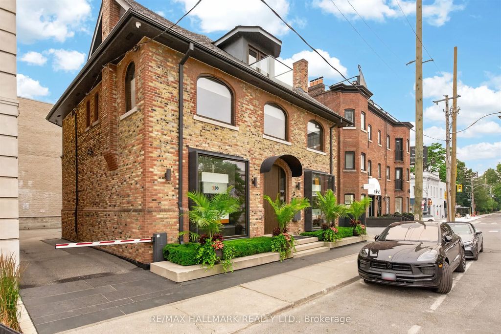 3 Rowanwood Avenue E, Toronto C09