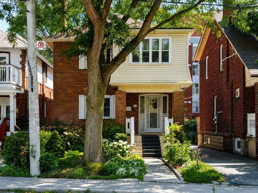 25 Ranleigh Avenue 2nd Floor Unit, Toronto C04