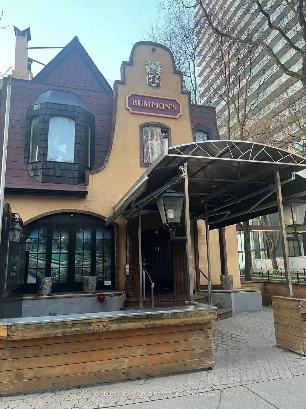 21 Gloucester Street, Toronto C08