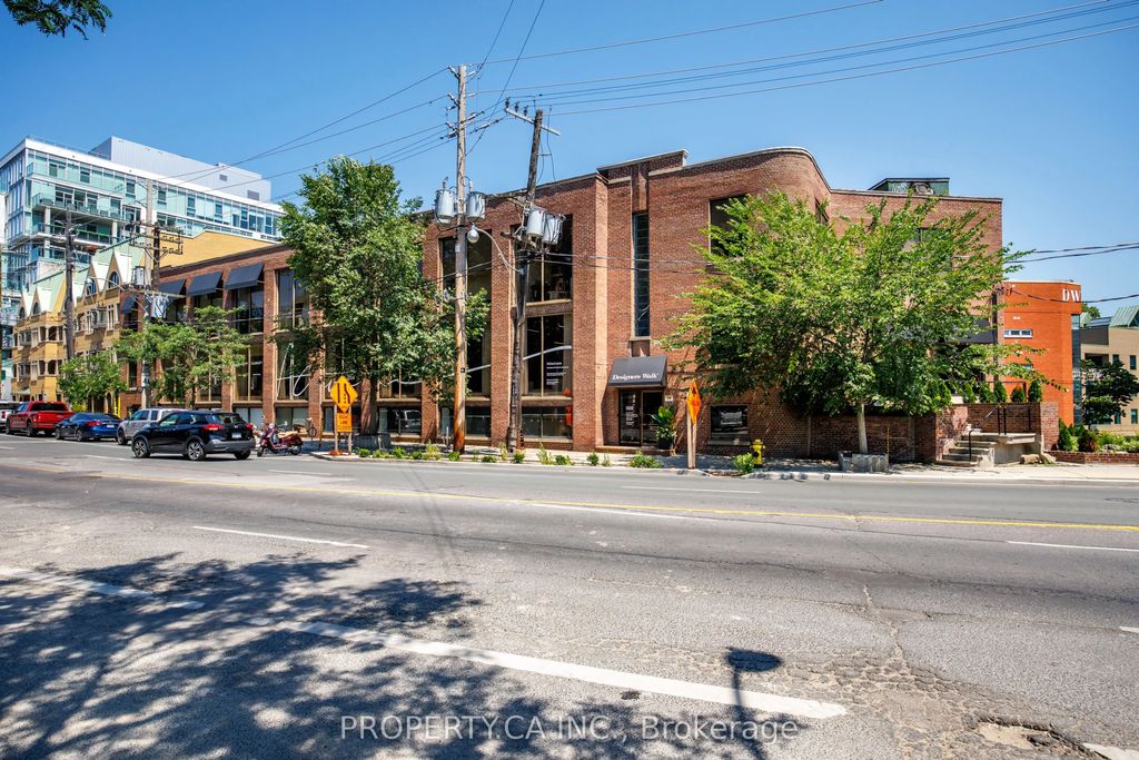 320 Davenport Road Unit 105, Toronto C02