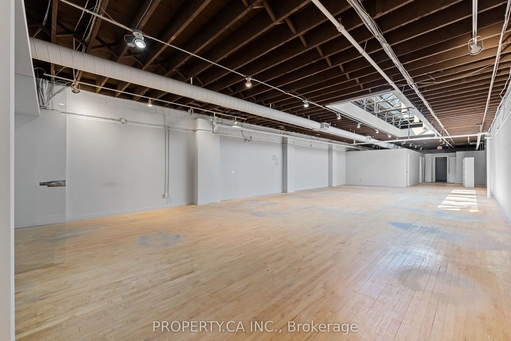 170 Bedford Road 302, Toronto C02