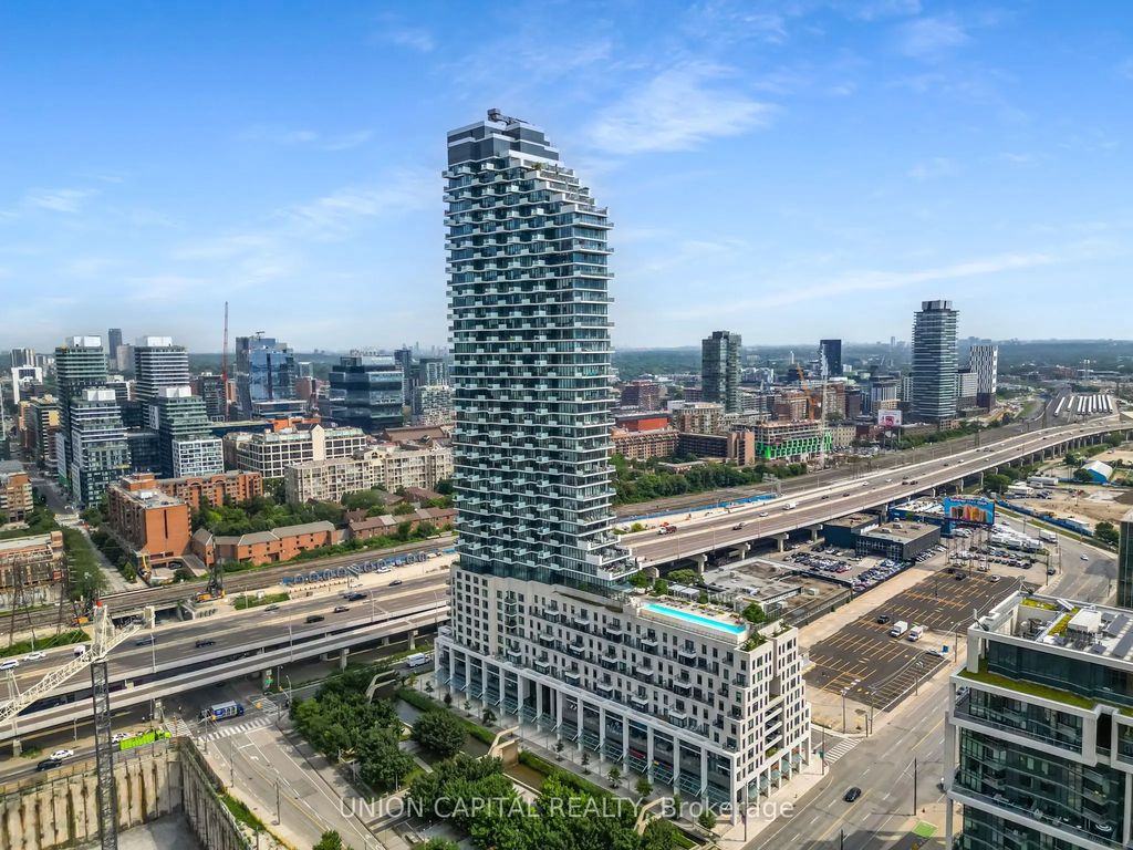 16 Bonnycastle Street 2007, Toronto C08